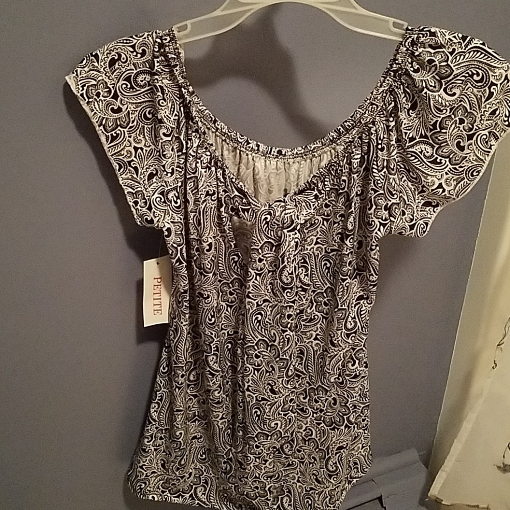 Black and white top brand new